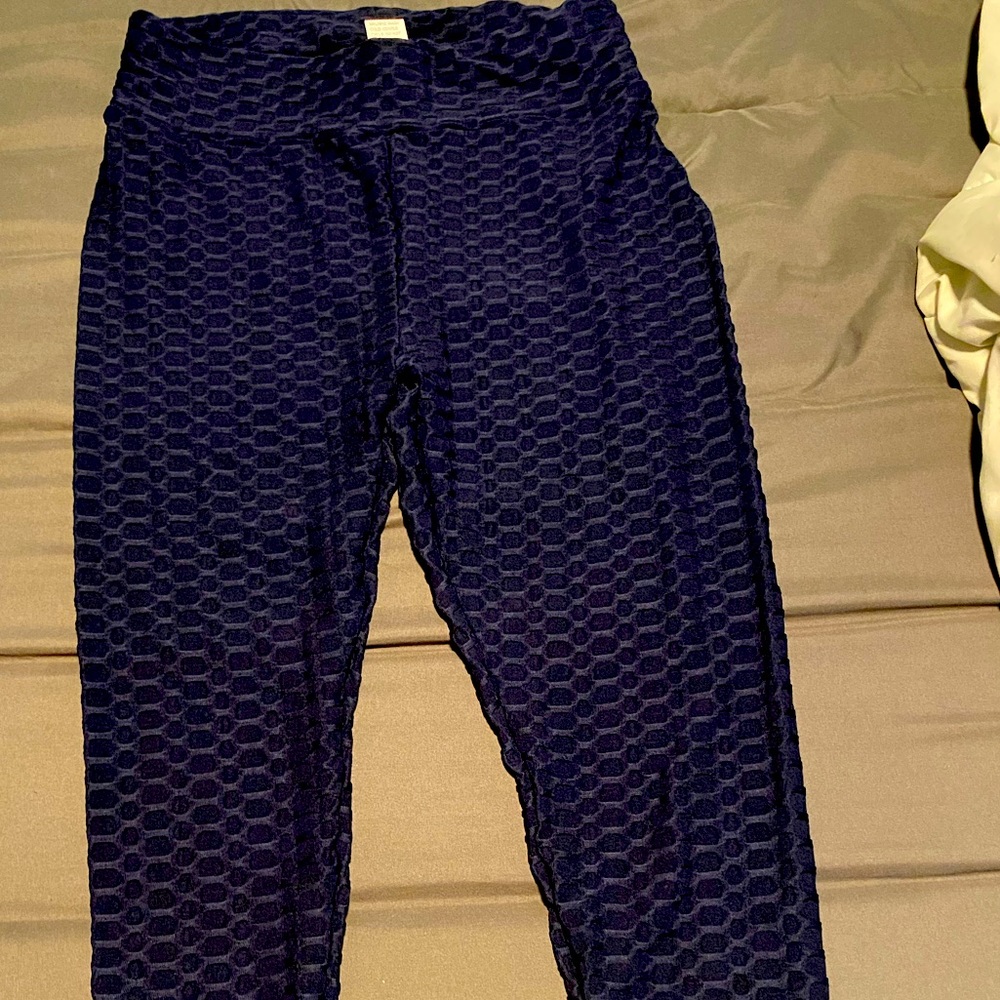 Navy TikTok leggings NWOT